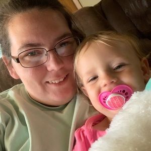 Meet your Posher, Leslie